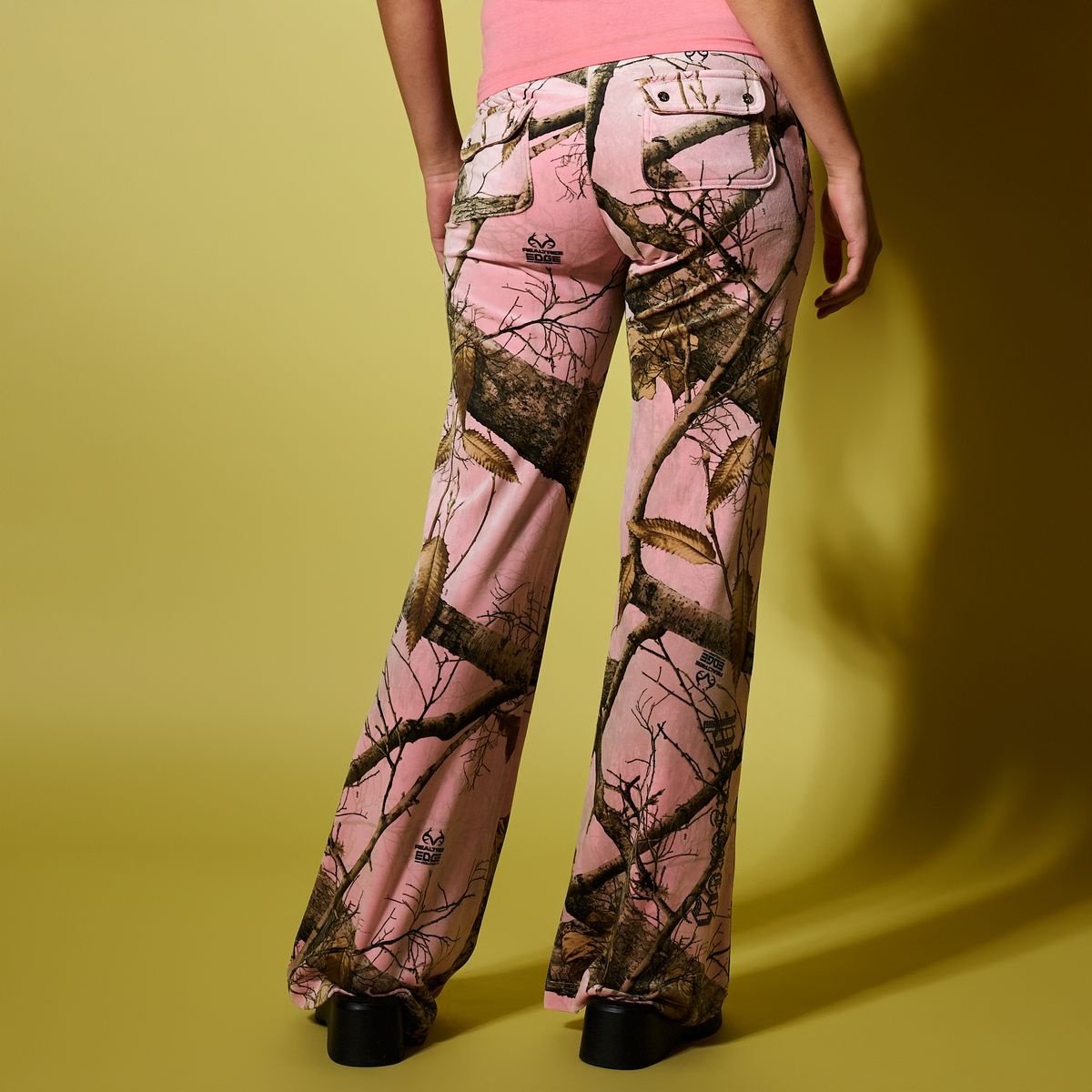 Wmns Pleasures x Juicy Couture Realtree Velour Sweatpants