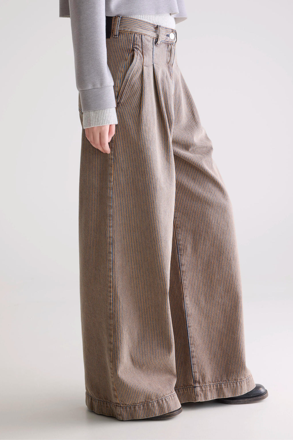 Denim N. 74 super-wide jeans (252 / W / STRIPE C)