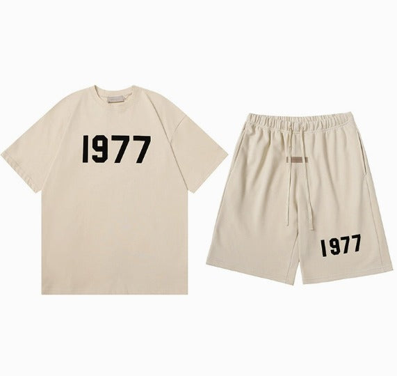 Essentials 1977 Summer Set