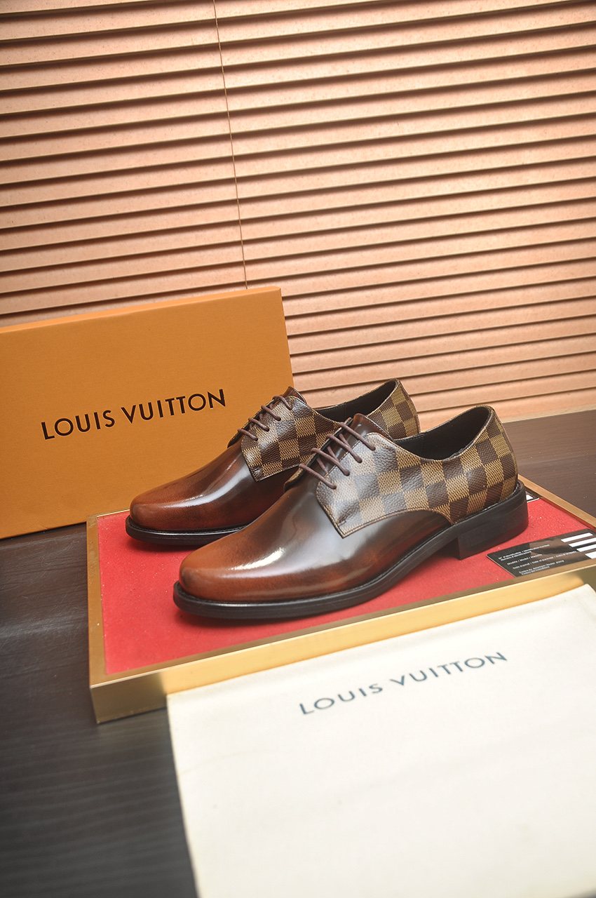 Louis Vuitton Checkered Lace-Up Dress Shoes